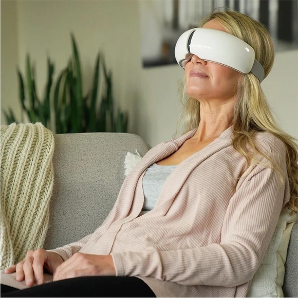 NEW Patriot Health Eye Spa At Home Massaging Device - Picture 1 of 7